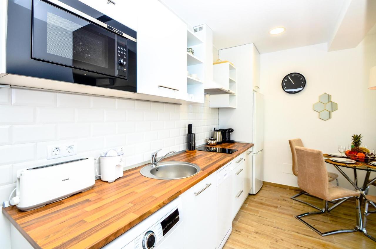 1 Bedroom Apartment Sea View In Center Of Marbella! Buitenkant foto