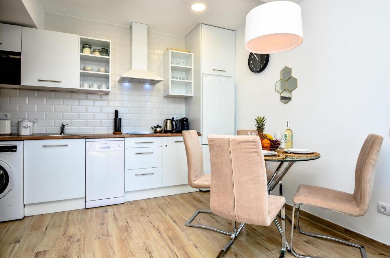 1 Bedroom Apartment Sea View In Center Of Marbella! Buitenkant foto